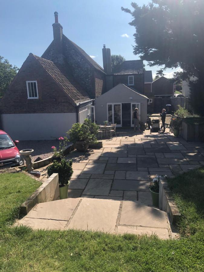 Brooks House Formerly The Red Lion Saint Margaretʼs at Cliffe Εξωτερικό φωτογραφία